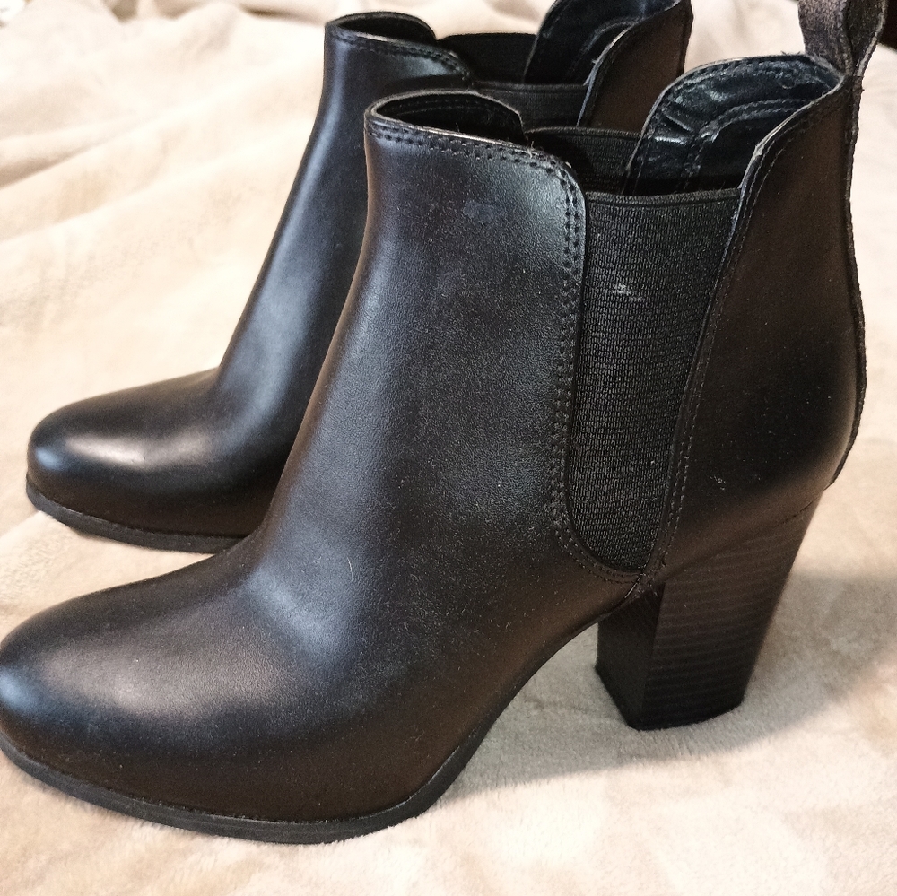 Michael Kors Evaline Booties